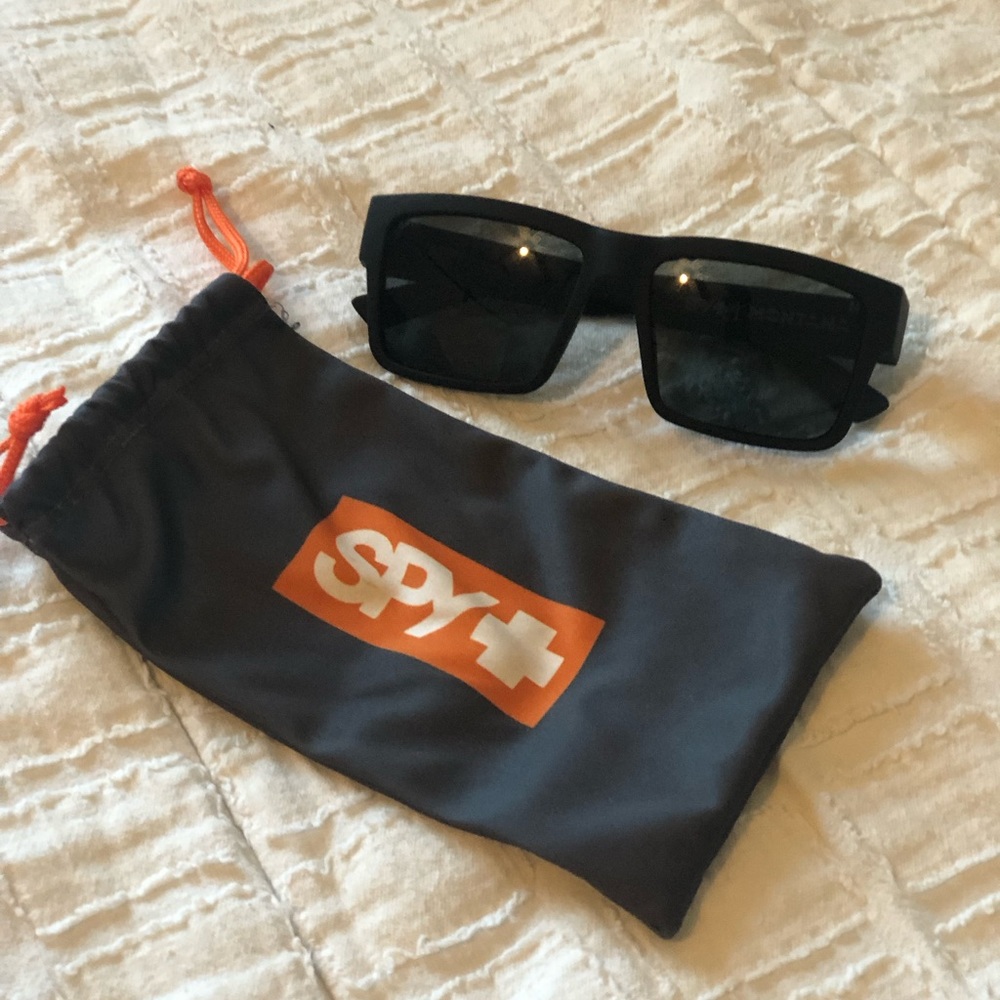 SPY sunglasses (like NEW) matte black